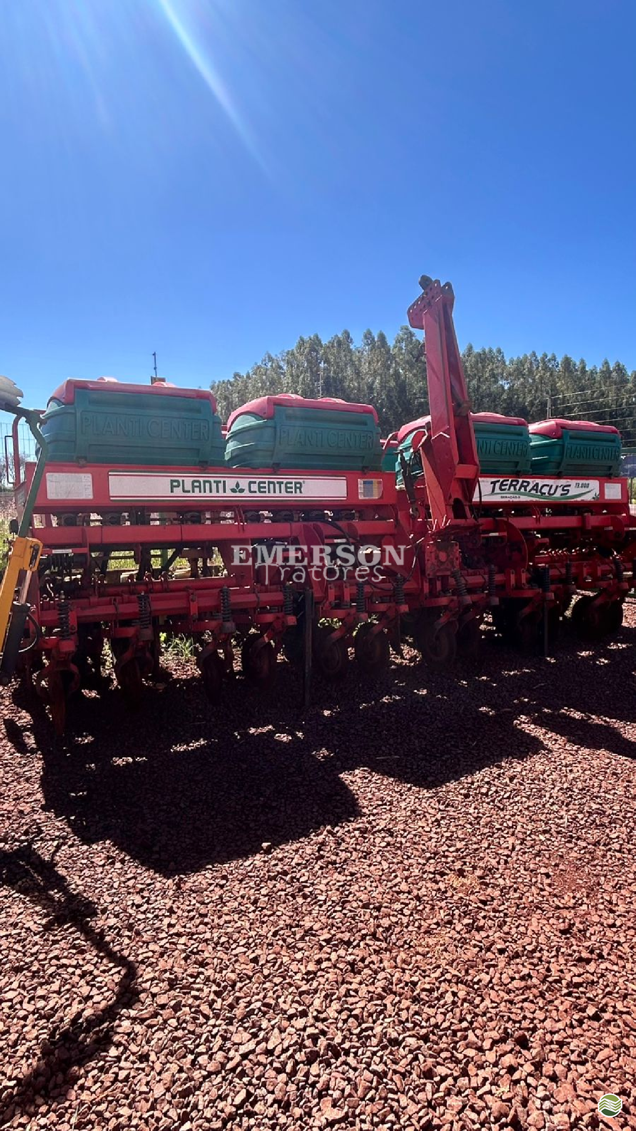 TERRACU´S 13000 de Emerson Tratores